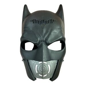 Batman Voice Changing Mask DC Comics Toy Interactive Dark Knight Mattel